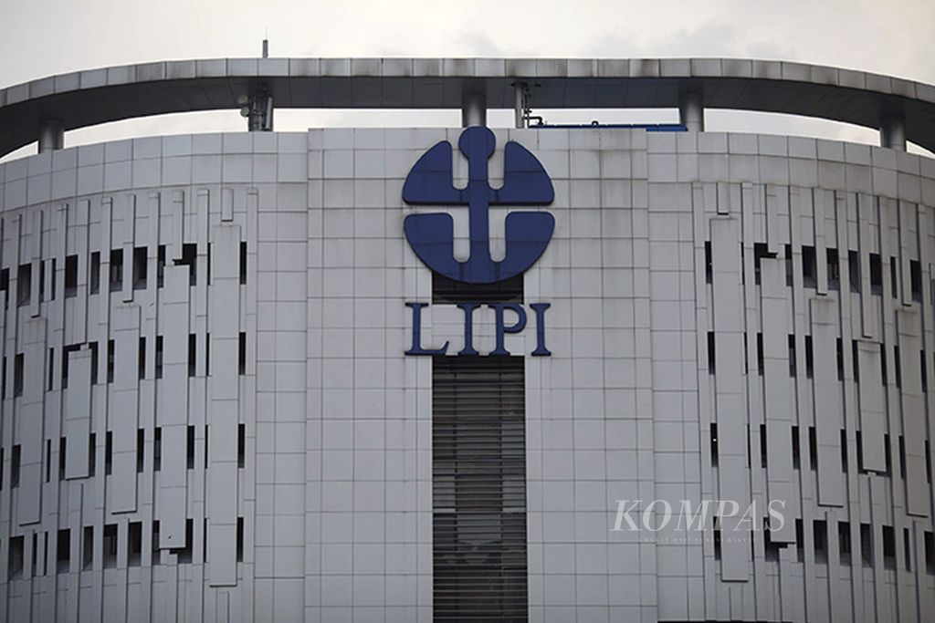 https://assetd.kompas.id/-I_cEd5Yhhb24i1tTJJRhDWWV64=/1024x683/filters:watermark(https://cdn-content.kompas.id/umum/kompas_main_logo.png,-16p,-13p,0)/https%3A%2F%2Fkompas.id%2Fwp-content%2Fuploads%2F2018%2F10%2F20150416AGS125_1540437478.jpg