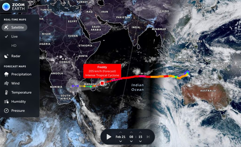Perjalanan siklon tropis Freddy yang terbentuk dua pekan lalu di sebelah selatan Nusa Tenggara bergerak melintasi Samudra Hindia dan menjadi ancaman serius bagi Afrika. Sumber: https://zoom.earth.