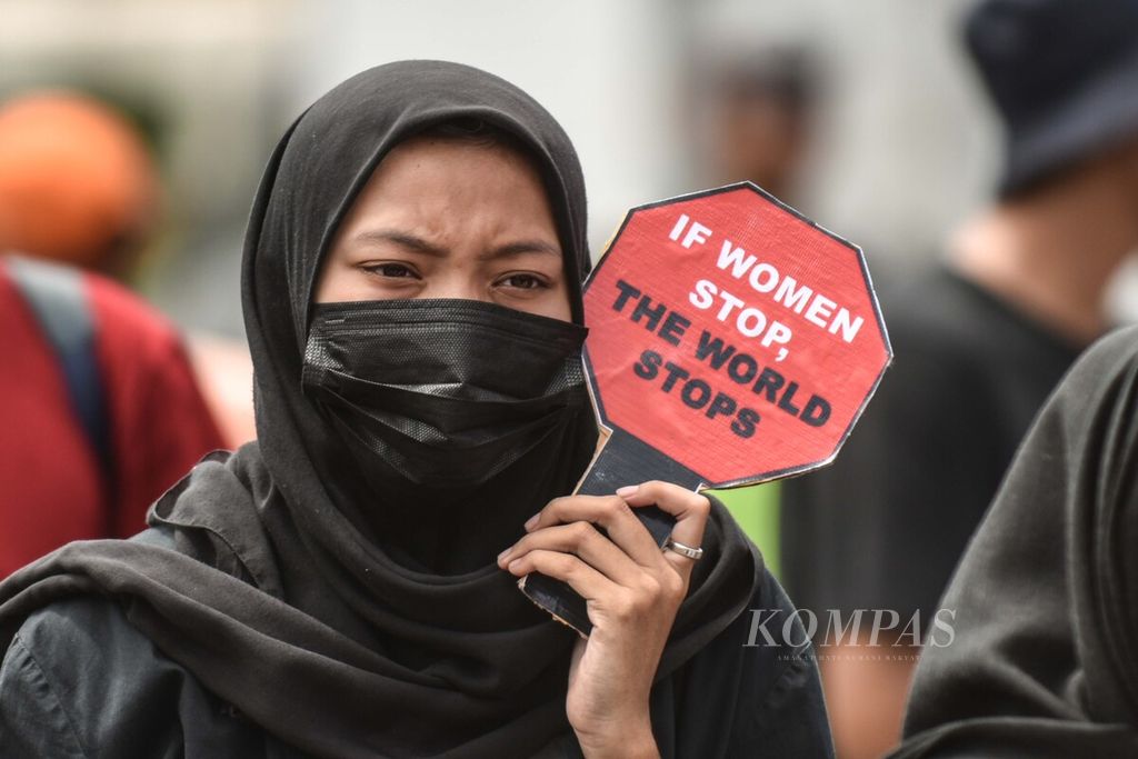 https://assetd.kompas.id/-eaKwo788hQE3ACbbveewE0uutQ=/1024x683/filters:watermark(https://cdn-content.kompas.id/umum/kompas_main_logo.png,-16p,-13p,0)/https%3A%2F%2Fkompas.id%2Fwp-content%2Fuploads%2F2020%2F03%2F67e598dc-b1c5-45de-a829-74231e67c0ee_jpg.jpg