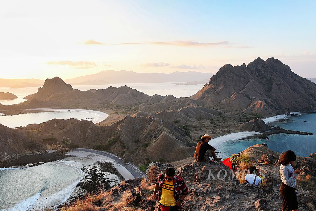 https://assetd.kompas.id/03zALG2m4LHWhkQ19LByp2eo2ik=/1024x683/filters:watermark(https://cdn-content.kompas.id/umum/kompas_main_logo.png,-16p,-13p,0)/https%3A%2F%2Fkompas.id%2Fwp-content%2Fuploads%2F2018%2F01%2Fkompas_tark_16326489_115_0.jpeg