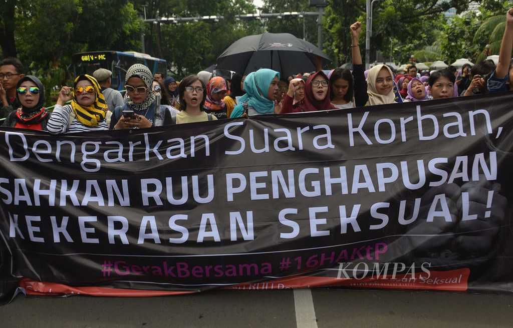 https://assetd.kompas.id/0NAQ75z3r1Qm0wFR3RRQcFBeOW8=/1024x655/filters:watermark(https://cdn-content.kompas.id/umum/kompas_main_logo.png,-16p,-13p,0)/https%3A%2F%2Fkompas.id%2Fwp-content%2Fuploads%2F2018%2F12%2FHotfolder%2FEditorial%2FFTP%2F20181208kum5jpg%2F20181208kum5SILO-e1544335305706.jpg
