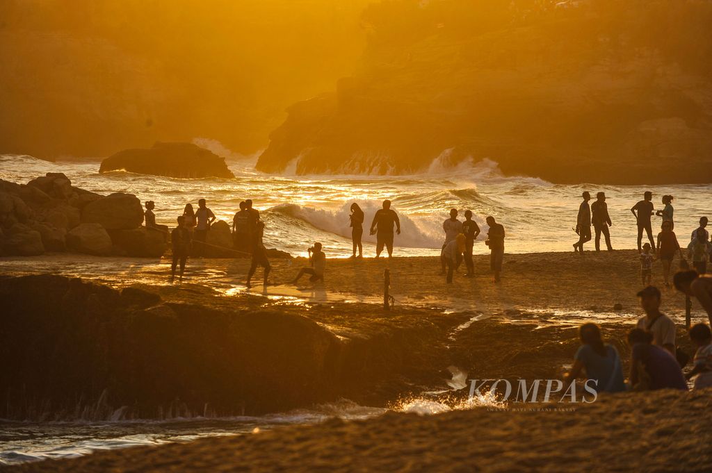 https://assetd.kompas.id/14Y2U4jkhxJwvrVGTdkIIUPsD_4=/1024x681/filters:watermark(https://cdn-content.kompas.id/umum/kompas_main_logo.png,-16p,-13p,0)/https%3A%2F%2Fkompas.id%2Fwp-content%2Fuploads%2F2020%2F06%2F54d113be-cbdf-43e9-93e6-ad0dc51c0c5d_jpg.jpg