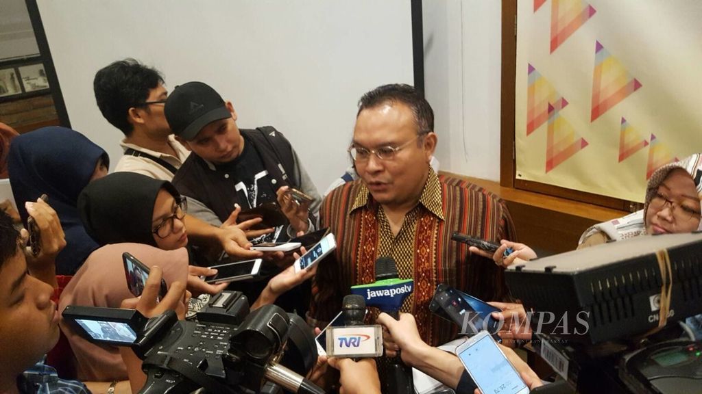 Anggota Ombudsman RI Robert Na Endi Jaweng.