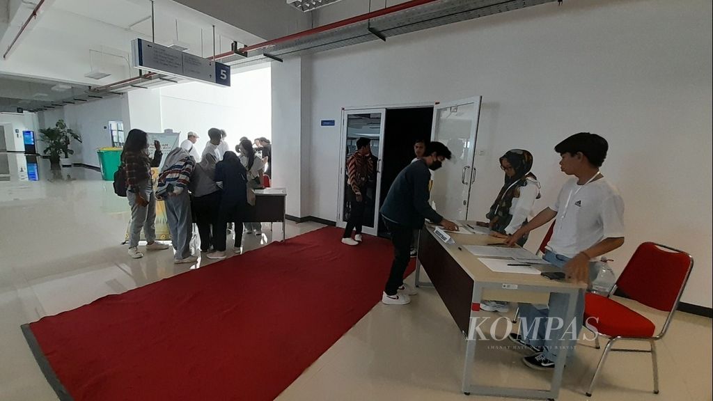 https://assetd.kompas.id/1dD6N0q6zRKRCuTwVivJ1ebUO6U=/1024x576/filters:watermark(https://cdn-content.kompas.id/umum/kompas_main_logo.png,-16p,-13p,0)/https%3A%2F%2Fasset.kgnewsroom.com%2Fphoto%2Fpre%2F2023%2F03%2F20%2Fd895270c-c940-46dd-be5d-9eb321364a52_jpg.jpg