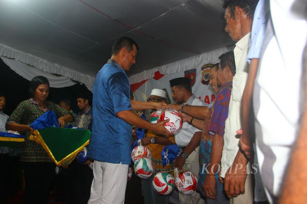 https://assetd.kompas.id/1fkxA9Zl6h8C57K_kL22oARgsNE=/1024x682/filters:watermark(https://cdn-content.kompas.id/umum/kompas_main_logo.png,-16p,-13p,0)/https%3A%2F%2Fkompas.id%2Fwp-content%2Fuploads%2F2017%2F11%2FWhatsApp-Image-2017-11-18-at-09.52.59.jpeg