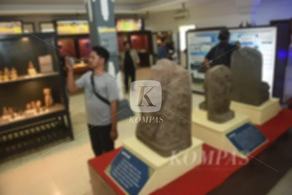 Benda koleksi museum yang mencapai lebih dari 8.000 artefak akan...