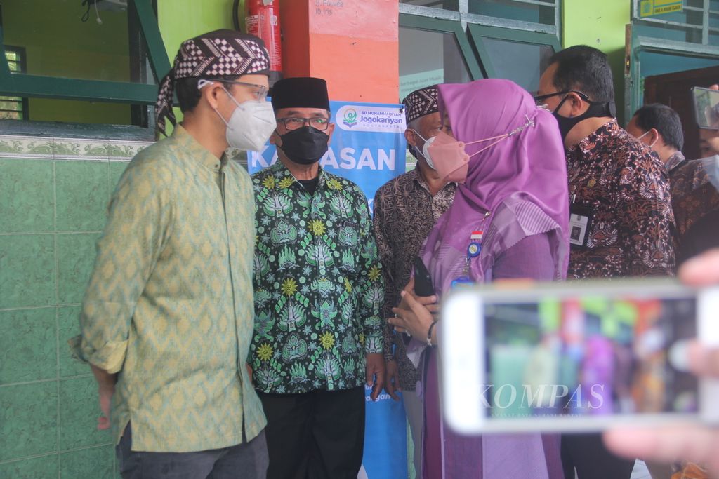 https://assetd.kompas.id/2_7htt8v_E5gRd9RfDGw5AYZhfs=/1024x683/filters:watermark(https://cdn-content.kompas.id/umum/kompas_main_logo.png,-16p,-13p,0)/https%3A%2F%2Fkompas.id%2Fwp-content%2Fuploads%2F2021%2F09%2F450edf5a-9ed8-4572-8347-6eb82f5abd78_jpg.jpg