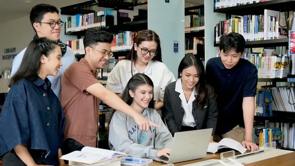 https://assetd.kompas.id/2arLDcSm5KgseYD6i1gMad-mIeY=/1024x576/https%3A%2F%2Ftaja.kompas.id%2Fwp-content%2Fuploads%2F2025%2F06%2FVisa-pelajar.webp