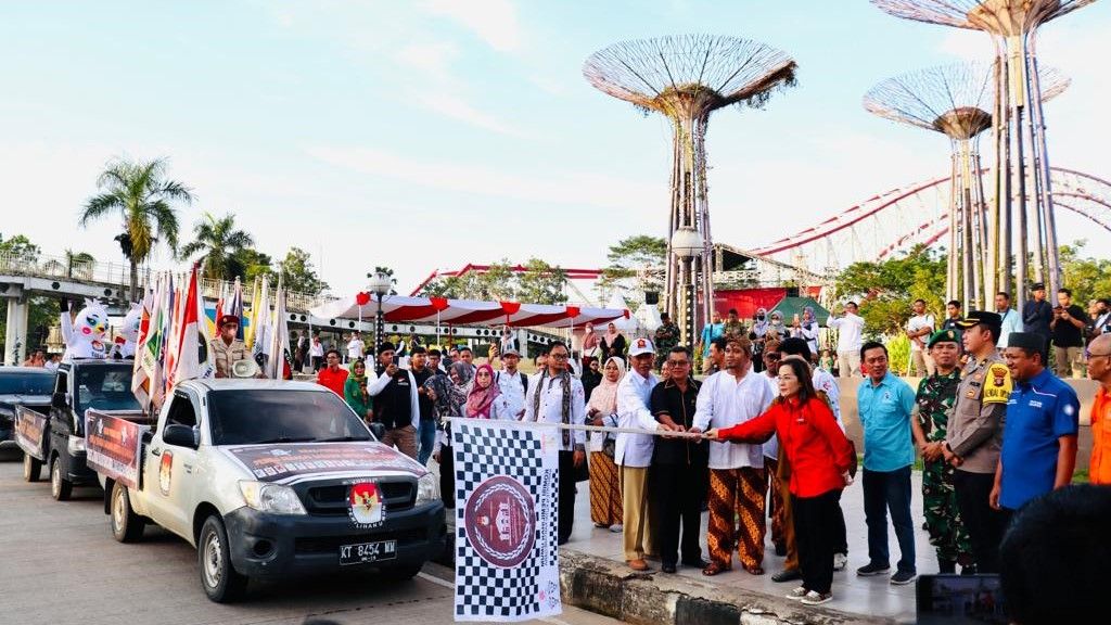 https://assetd.kompas.id/2dxU_cYJV2Kqttj6lY21F2a5QD4=/1024x576/https%3A%2F%2Ftaja.kompas.id%2Fwp-content%2Fuploads%2F2023%2F11%2FTAJA-KIRAB-PEMILU-KUKAR-5.jpg