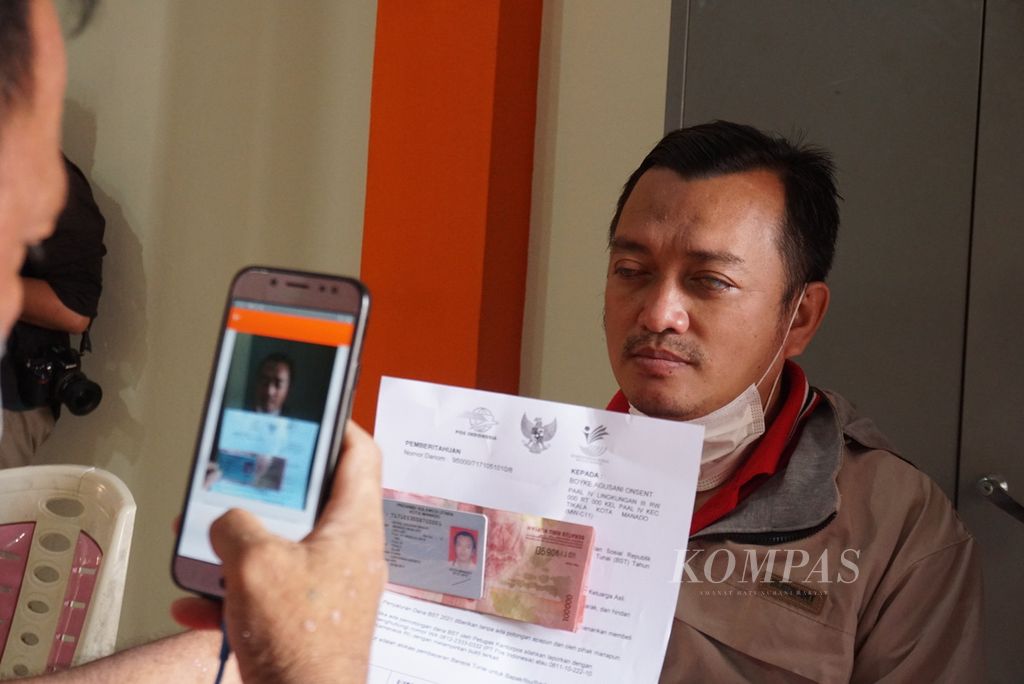 https://assetd.kompas.id/37fGJi52ERij4oSz0vHI1bw_nTY=/1024x684/filters:watermark(https://cdn-content.kompas.id/umum/kompas_main_logo.png,-16p,-13p,0)/https%3A%2F%2Fkompas.id%2Fwp-content%2Fuploads%2F2021%2F07%2Fc701c4ff-badd-4fbb-aeae-1c333b2af4ae_jpg.jpg
