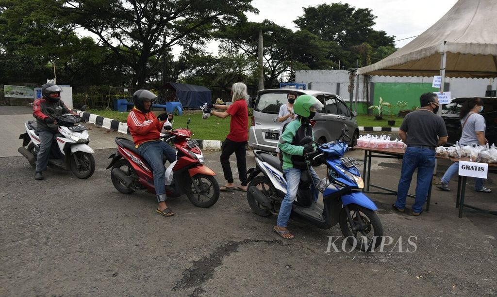 https://assetd.kompas.id/3H9t3n0uLmkJ7f5V8WIlvflhDF4=/1024x613/filters:watermark(https://cdn-content.kompas.id/umum/kompas_main_logo.png,-16p,-13p,0)/https%3A%2F%2Fkompas.id%2Fwp-content%2Fuploads%2F2020%2F05%2F2eaedc23-9d0b-42ff-8354-7db8bc69a6eb_jpg.jpg