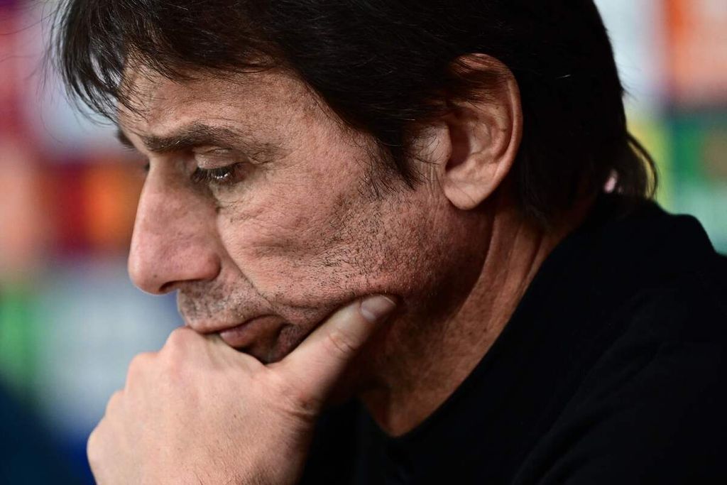 Manajer Tottenham Hotspur Antonio Conte menghadiri konferensi pers di Stadion San Siro, Milan, Italia, 13 Februari 2023, menjelang pertandingan pertama babak 16 besar Liga Champions Eropa antara AC Milan dan Tottenham Hotspur. 