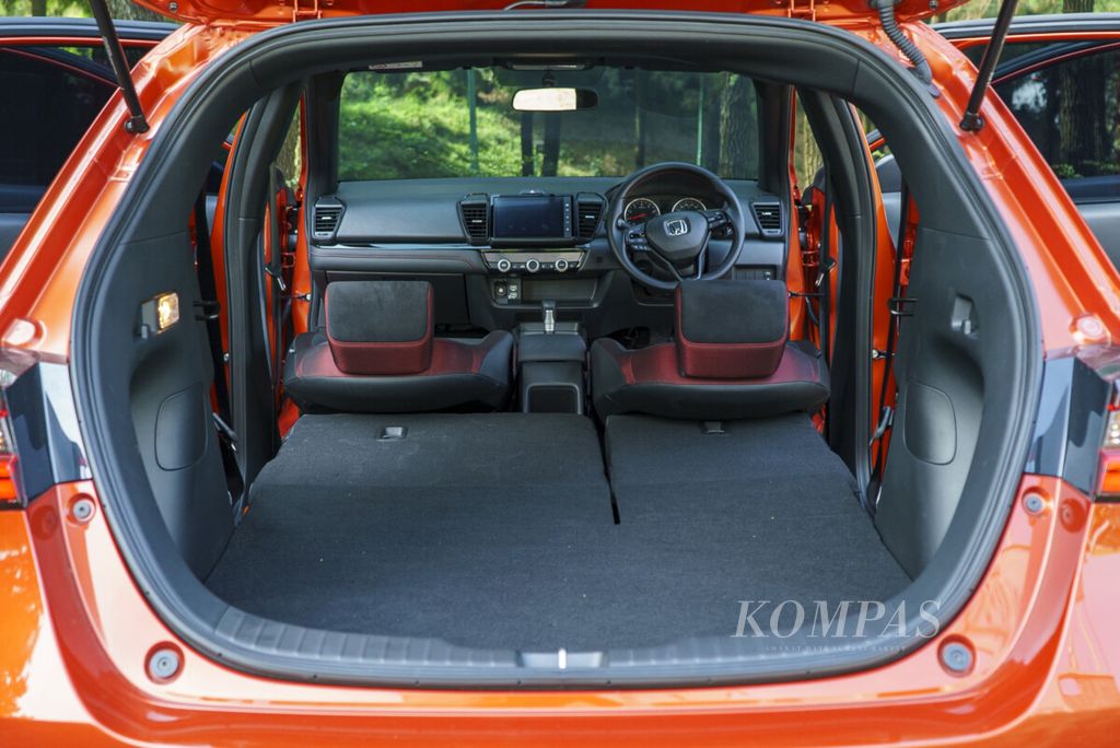 https://assetd.kompas.id/3Q7Ch11q_D0E3fFXqznpUn-sOaw=/1024x684/filters:watermark(https://cdn-content.kompas.id/umum/kompas_main_logo.png,-16p,-13p,0)/https%3A%2F%2Fkompas.id%2Fwp-content%2Fuploads%2F2021%2F07%2F20210708ED26_1625753710.jpg
