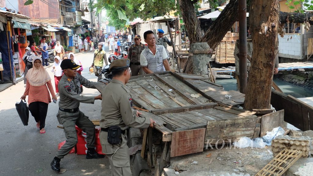 https://assetd.kompas.id/42iF55U3J-4HpwOtltyTHA4NrsY=/1024x576/filters:watermark(https://cdn-content.kompas.id/umum/kompas_main_logo.png,-16p,-13p,0)/https%3A%2F%2Fkompas.id%2Fwp-content%2Fuploads%2F2018%2F11%2FDSCF0094_1541485923.jpg
