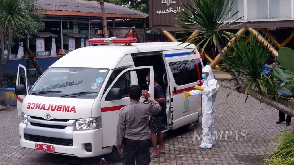 https://assetd.kompas.id/43bIFewXOxU-Nrtp8edjJUEh5hs=/1024x576/filters:watermark(https://cdn-content.kompas.id/umum/kompas_main_logo.png,-16p,-13p,0)/https%3A%2F%2Fkompas.id%2Fwp-content%2Fuploads%2F2021%2F07%2Fe1c45ada-ecfe-4b46-a713-d8cdc20f9be8_jpg.jpg