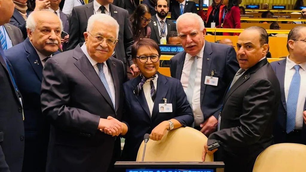 The Urge for UN Reform and Hope for World Leadership Without Hegemony