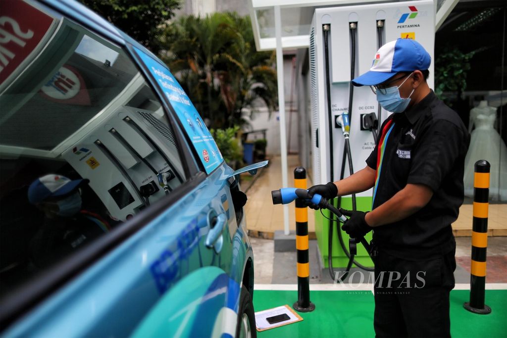 https://assetd.kompas.id/4z4RdB3sALjOK4MDMd5aSOw0QLc=/1024x683/filters:watermark(https://cdn-content.kompas.id/umum/kompas_main_logo.png,-16p,-13p,0)/https%3A%2F%2Fkompas.id%2Fwp-content%2Fuploads%2F2020%2F12%2F49a357b0-9b4e-4e94-9e44-4bb1fd7b916b_jpg.jpg