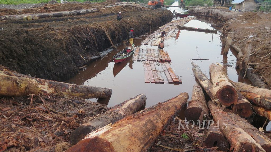 https://assetd.kompas.id/50LwOTvkP25UN40-O-P9vK1p4Mo=/1024x576/filters:watermark(https://cdn-content.kompas.id/umum/kompas_main_logo.png,-16p,-13p,0)/https%3A%2F%2Fkompas.id%2Fwp-content%2Fuploads%2F2019%2F03%2F20190316ITAnSILO.jpg