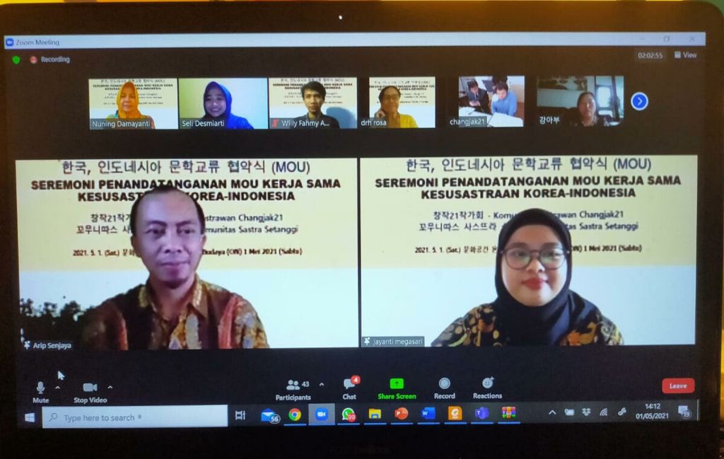 https://assetd.kompas.id/5YRkeljd6VePtEhSBXq1FaJFJW0=/1024x649/https%3A%2F%2Fkompas.id%2Fwp-content%2Fuploads%2F2021%2F05%2Fsastra-korea3_1619867737.jpg