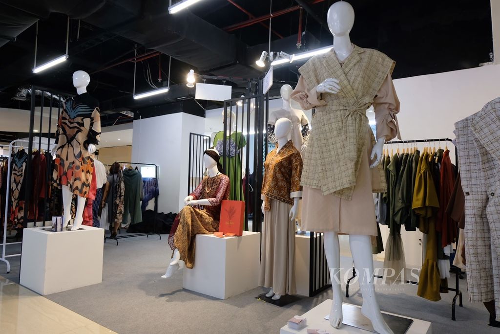 https://assetd.kompas.id/5igFrWYv5S382lXdLHJNQQBLc9Y=/1024x683/filters:watermark(https://cdn-content.kompas.id/umum/kompas_main_logo.png,-16p,-13p,0)/https%3A%2F%2Fkompas.id%2Fwp-content%2Fuploads%2F2019%2F11%2F4f6d3adf-b238-4957-88a4-be6aa98a0fe6_jpg.jpg