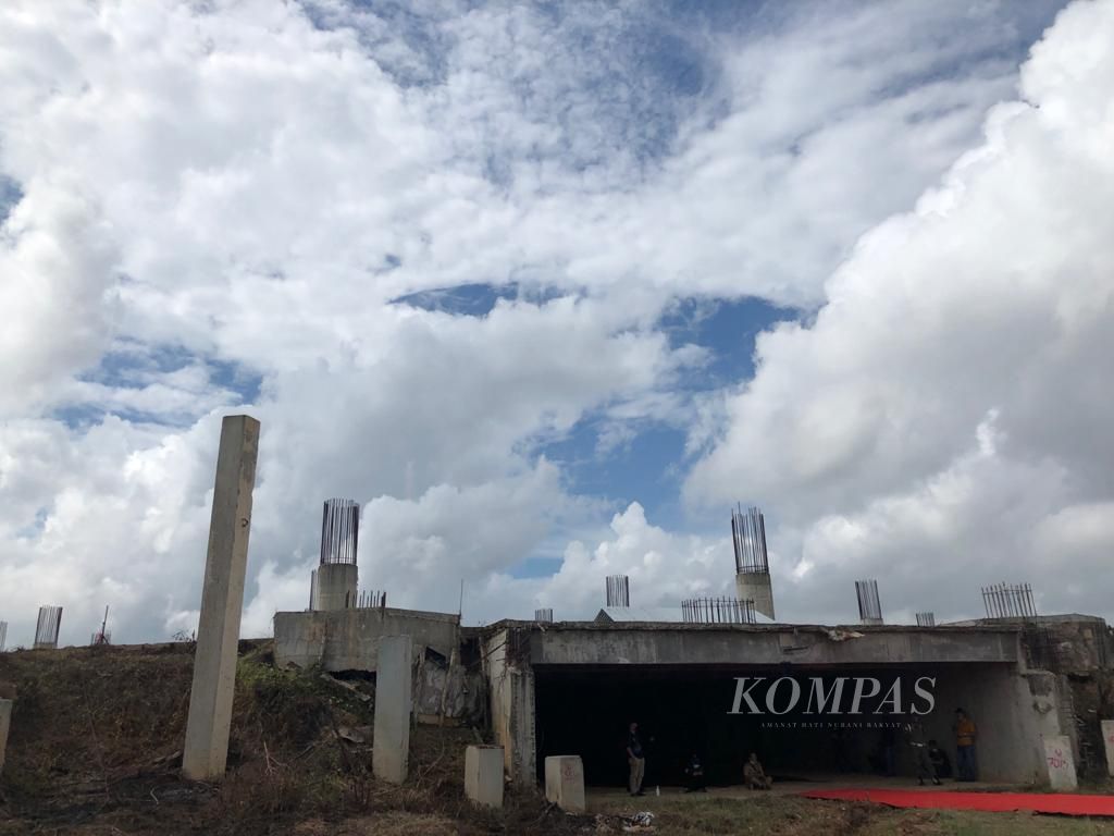 https://assetd.kompas.id/5tphHsL8EgpsBmkBuIRiH7oLZnY=/1024x768/filters:watermark(https://cdn-content.kompas.id/umum/kompas_main_logo.png,-16p,-13p,0)/https%3A%2F%2Fkompas.id%2Fwp-content%2Fuploads%2F2021%2F07%2F20210712RAM-Masjid-Sriwijaya_1626085656.jpeg