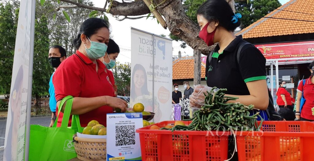 https://assetd.kompas.id/6S3WdjFatPNjqB4hnIutoELFvbE=/1024x527/filters:watermark(https://cdn-content.kompas.id/umum/kompas_main_logo.png,-16p,-13p,0)/https%3A%2F%2Fkompas.id%2Fwp-content%2Fuploads%2F2021%2F09%2F20210916cokc-produksi-buah-bali_1631795313.jpg
