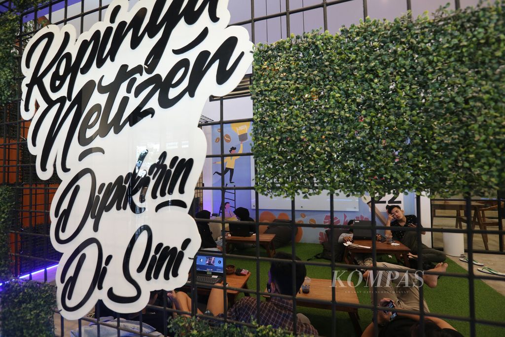 https://assetd.kompas.id/6i9Twq9Xswhs7n-r9o4Tujcnj5c=/1024x683/filters:watermark(https://cdn-content.kompas.id/umum/kompas_main_logo.png,-16p,-13p,0)/https%3A%2F%2Fkompas.id%2Fwp-content%2Fuploads%2F2021%2F10%2F6241a9cb-eef9-4a5a-9cdb-4092b5704702_jpg.jpg