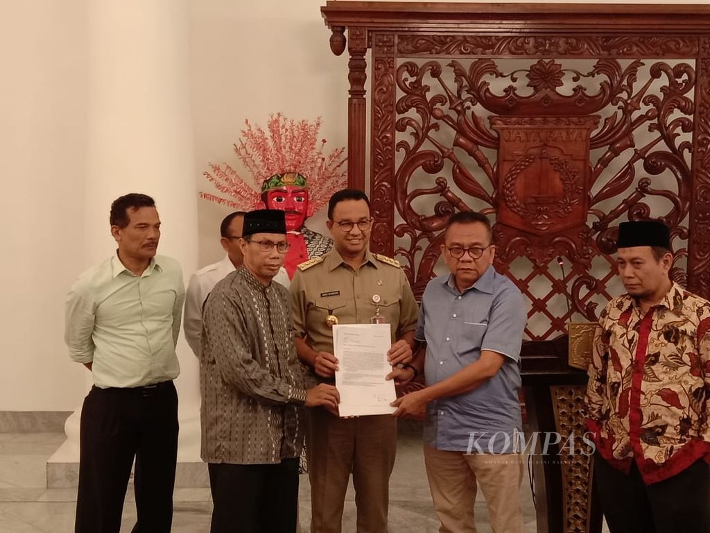 https://assetd.kompas.id/6mmbl_6ZH-Mm5Ystqf_B5x7iuvM=/1024x768/filters:watermark(https://cdn-content.kompas.id/umum/kompas_main_logo.png,-16p,-13p,0)/https%3A%2F%2Fkompas.id%2Fwp-content%2Fuploads%2F2020%2F01%2FIMG-20200121-WA0014_1579603271.jpg