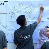 Yang Muda yang Bergerak