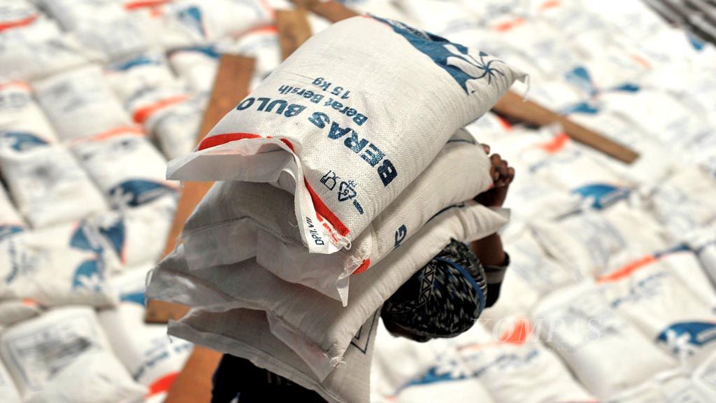 https://assetd.kompas.id/75Tlk9O4T4MI3w_mQGHzIGw2Uvk=/1024x576/filters:watermark(https://cdn-content.kompas.id/umum/kompas_main_logo.png,-16p,-13p,0)/https%3A%2F%2Fkompas.id%2Fwp-content%2Fuploads%2F2018%2F05%2F20180107H_ENGLISH-BERAS_A_web.jpg