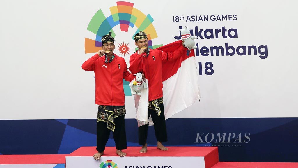 https://assetd.kompas.id/7lVdEDDAUyn3OD4eE8ho8y5DhnQ=/1024x576/filters:watermark(https://cdn-content.kompas.id/umum/kompas_main_logo.png,-16p,-13p,0)/https%3A%2F%2Fkompas.id%2Fwp-content%2Fuploads%2F2018%2F09%2F20180903_ENGLISH-SOSOK_C_web-1-1.jpg