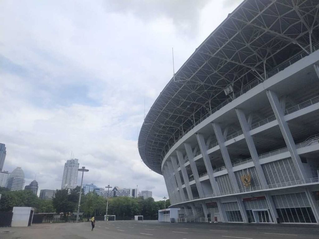Suasana sekitar Stadion Gelora Bung Karno pada Rabu (29/3/2023).