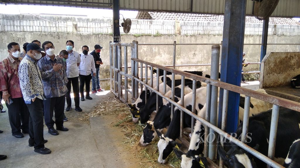 https://assetd.kompas.id/8Ck9zL4XdvSw4qr0cmghtKAxH2g=/1024x576/filters:watermark(https://cdn-content.kompas.id/umum/kompas_main_logo.png,-16p,-13p,0)/https%3A%2F%2Fkompas.id%2Fwp-content%2Fuploads%2F2021%2F04%2F026c8350-3cf0-463f-805d-e094e9fc19ca_jpg.jpg