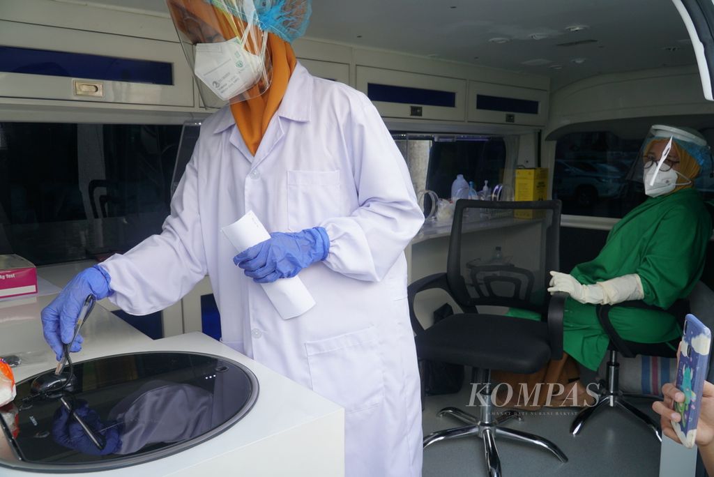 https://assetd.kompas.id/8IjP7yuisd-3OyTOxj7TeNGXFJE=/1024x684/filters:watermark(https://cdn-content.kompas.id/umum/kompas_main_logo.png,-16p,-13p,0)/https%3A%2F%2Fkompas.id%2Fwp-content%2Fuploads%2F2021%2F05%2F61cea089-9a07-48d4-b157-bf5f09610949_JPG.jpg