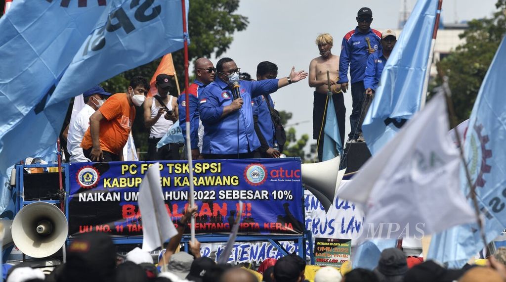 https://assetd.kompas.id/8Vb9jRRGFk6N5wlxZ52gbYDeX6g=/1024x570/filters:watermark(https://cdn-content.kompas.id/umum/kompas_main_logo.png,-16p,-13p,0)/https%3A%2F%2Fkompas.id%2Fwp-content%2Fuploads%2F2021%2F11%2Fc51a5dcf-3c83-4cb8-91c3-52c1e5e0a420_jpg.jpg