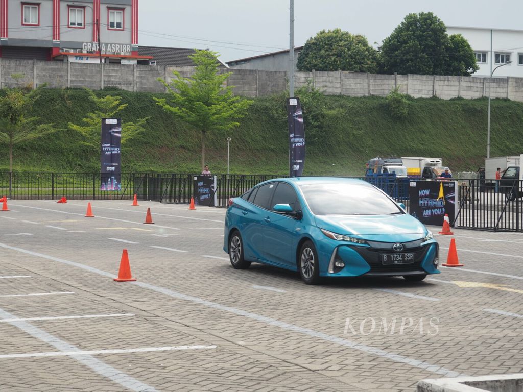 https://assetd.kompas.id/8ZGX8LnmUT-CKdZ_yB_wayd_hCY=/1024x768/filters:watermark(https://cdn-content.kompas.id/umum/kompas_main_logo.png,-16p,-13p,0)/https%3A%2F%2Fkompas.id%2Fwp-content%2Fuploads%2F2019%2F07%2FP1016080_1563899371.jpg