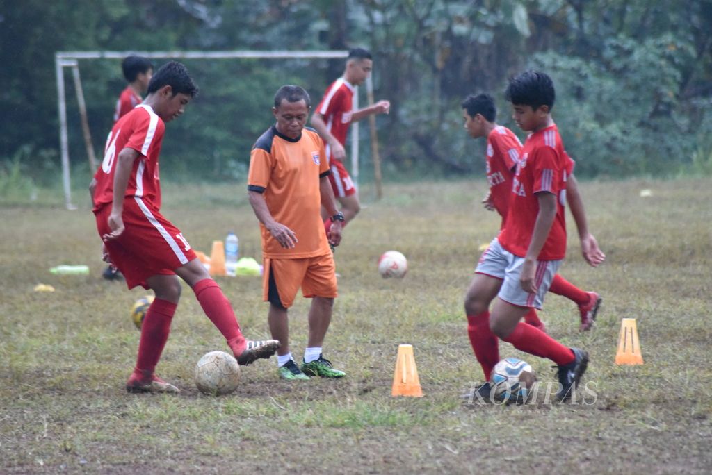 https://assetd.kompas.id/9gQMRQQ_xy3tUJVxlQOYOLkm3OQ=/1024x684/filters:watermark(https://cdn-content.kompas.id/umum/kompas_main_logo.png,-16p,-13p,0)/https%3A%2F%2Fkompas.id%2Fwp-content%2Fuploads%2F2020%2F10%2F29196783-f523-4148-9f36-2e51641bb04e_jpg.jpg