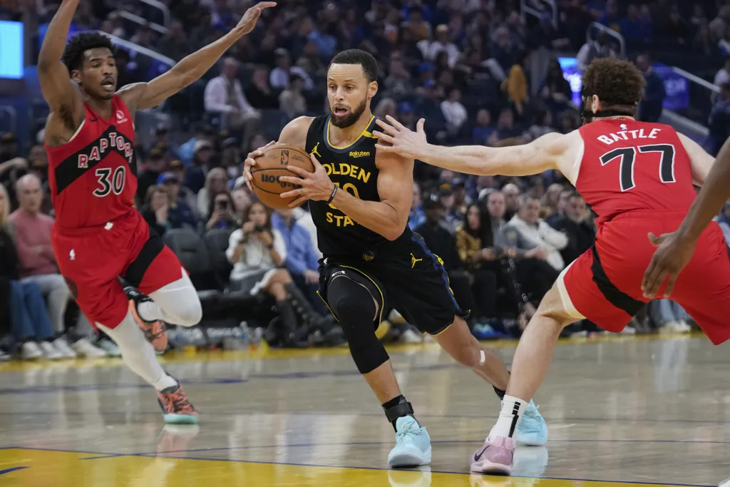 Raptors Warriors Basketball