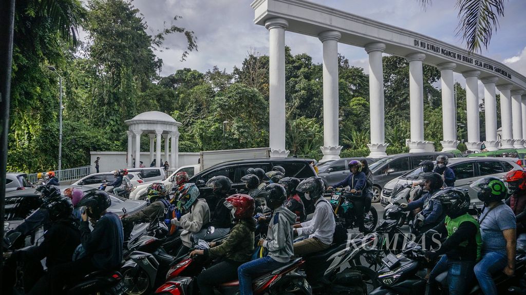https://assetd.kompas.id/AB7CeV-AeIZ2Cjngn9tze9NBWrE=/1024x576/filters:watermark(https://cdn-content.kompas.id/umum/kompas_main_logo.png,-16p,-13p,0)/https%3A%2F%2Fkompas.id%2Fwp-content%2Fuploads%2F2021%2F11%2Fcb96fd68-0692-45e8-bc81-ab987ee4f7b2_jpg.jpg