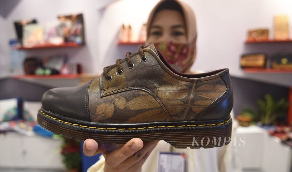 https://assetd.kompas.id/BN3M-sqh2RKpdNDfYqUV9fGOMo8=/1024x602/filters:watermark(https://cdn-content.kompas.id/umum/kompas_main_logo.png,-16p,-13p,0)/https%3A%2F%2Fkompas.id%2Fwp-content%2Fuploads%2F2021%2F10%2F29e7acf5-50e0-47f8-865c-5091a4f1f9fe_jpg.jpg