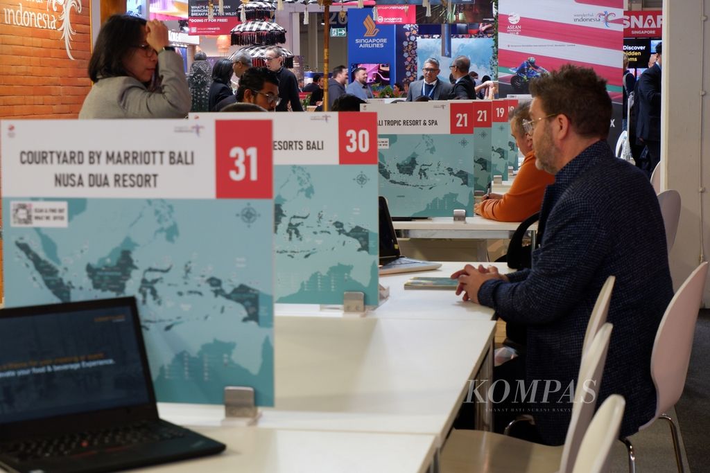 Pada ITB Berlin 2023, Indonesia mengangkat tema "Visit Wonderful Indonesia Indonesia Year 2023: Explore Our Destinations".