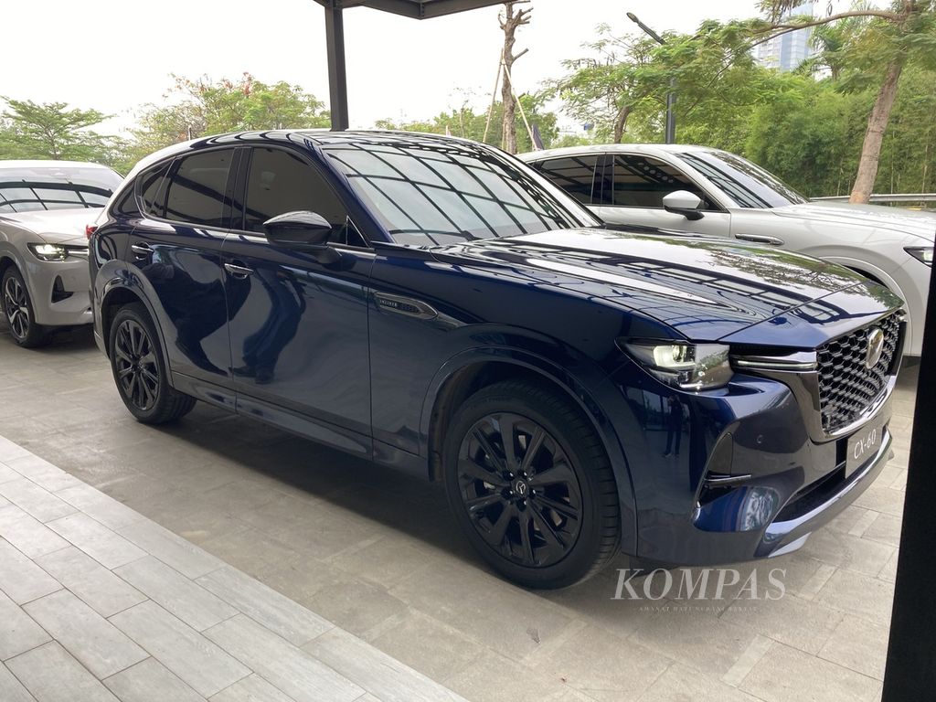 Uji kendara perdana Mazda CX-60 di Jakarta Selatan, 6 Juli 2023.