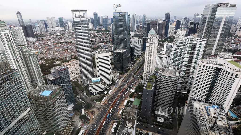 https://assetd.kompas.id/CqMYEXnI6SnWO_-yvxd91dFr6zw=/1024x576/filters:watermark(https://cdn-content.kompas.id/umum/kompas_main_logo.png,-16p,-13p,0)/https%3A%2F%2Fkompas.id%2Fwp-content%2Fuploads%2F2019%2F06%2F20190221_GEDUNG-DI-JAKARTA_C_web_1550755144.jpg