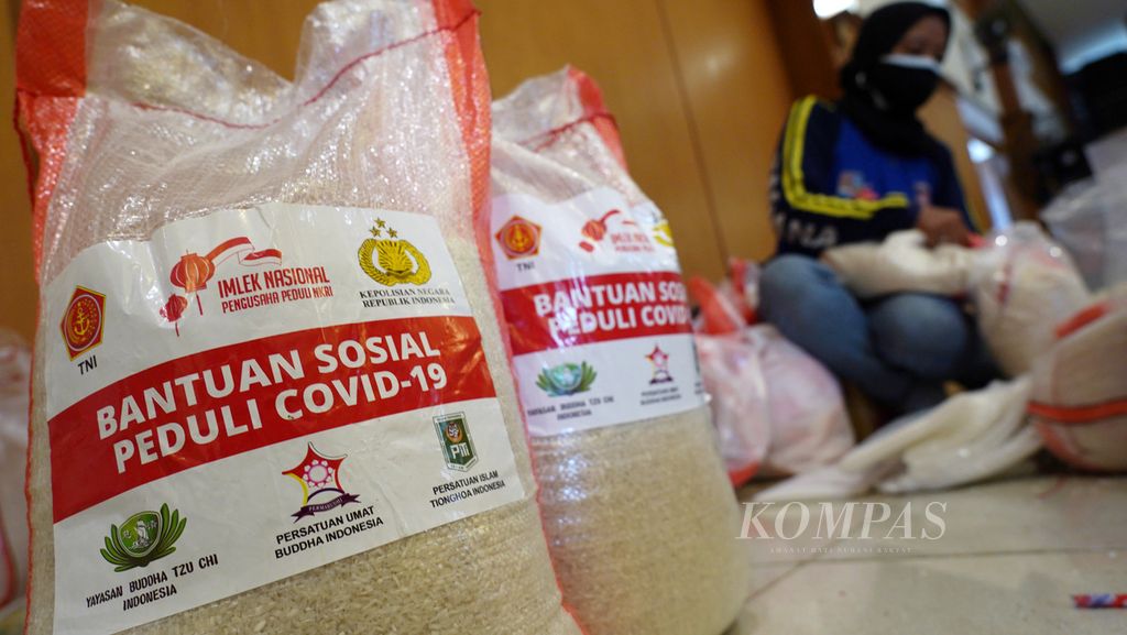 https://assetd.kompas.id/DC0e3UWnrKtOBbC0RbfOB9q4cXA=/1024x577/filters:watermark(https://cdn-content.kompas.id/umum/kompas_main_logo.png,-16p,-13p,0)/https%3A%2F%2Fkompas.id%2Fwp-content%2Fuploads%2F2021%2F07%2Fd47f2ea0-a785-4e78-b388-f294fba92b36_jpg.jpg