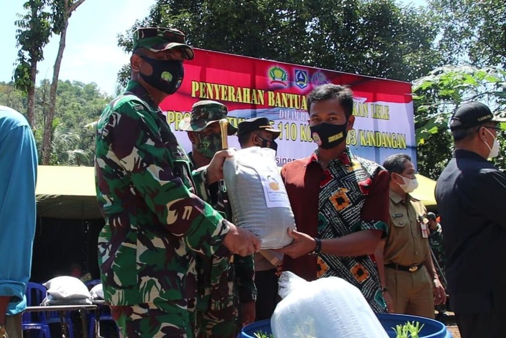 https://assetd.kompas.id/DKppVug1pQeFkgqV7kZ9iBrQOfc=/1024x683/https%3A%2F%2Fkompas.id%2Fwp-content%2Fuploads%2F2021%2F03%2Fec7f1619-9397-4f94-bdc3-0239e1a8ccac_jpg.jpg
