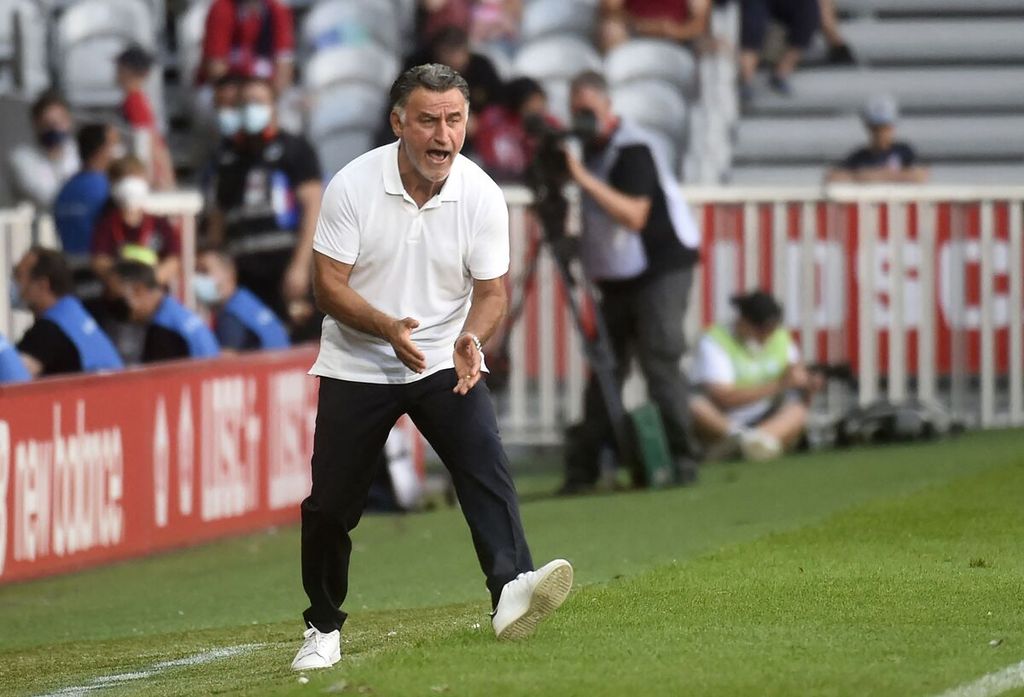 Reaksi Pelatih Nice Christophe Galtier saat pertandingan Liga Perancis antara Lille dan Nice Stadion Pierre Mauroy, Villeneuve, dalam arsip foto tanggal 14 Agustus 2021. Galtier menjadi pelatih Paris Saint-Germain selama dua tahun menggantikan Mauricio Pochettino.