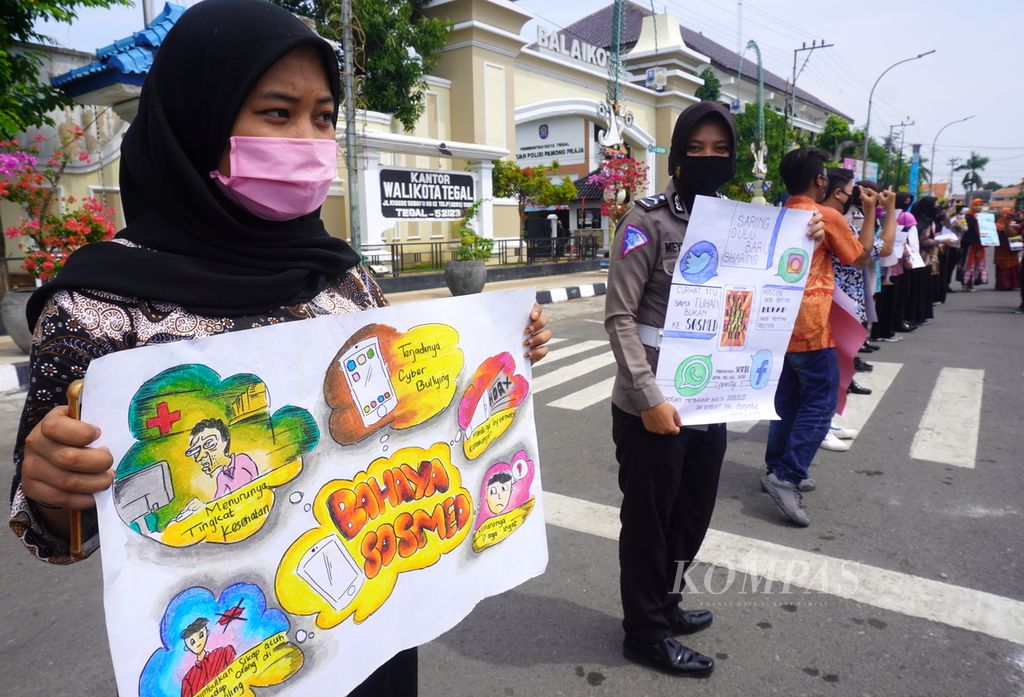 https://assetd.kompas.id/E2BbG-fmJ0LVgxaYunRXOi0S7x8=/1024x697/filters:watermark(https://cdn-content.kompas.id/umum/kompas_main_logo.png,-16p,-13p,0)/https%3A%2F%2Fkompas.id%2Fwp-content%2Fuploads%2F2020%2F07%2F4a4c83b8-cdb0-4725-8751-a87dc9cd3103_jpg.jpg