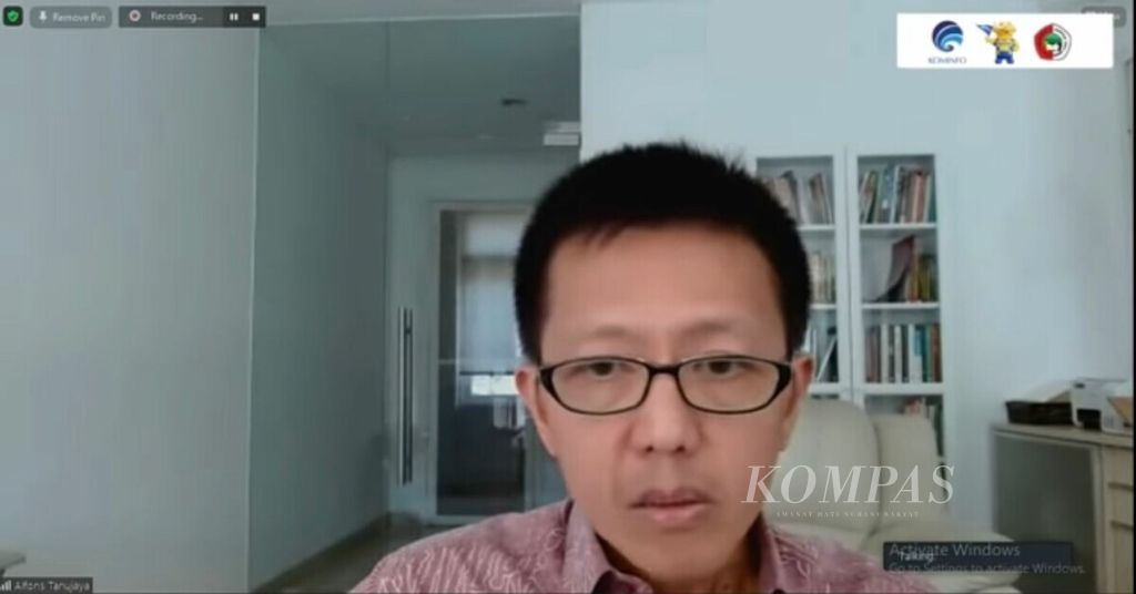 Pakar keamanan siber, Alfons Tanujaya