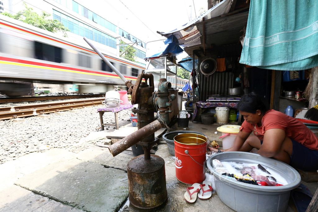https://assetd.kompas.id/EYj0NBH2Et0_hnm-jrjjq2_XHJY=/1024x683/filters:watermark(https://cdn-content.kompas.id/umum/kompas_main_logo.png,-16p,-13p,0)/https%3A%2F%2Fkompas.id%2Fwp-content%2Fuploads%2F2018%2F04%2F20180409PRI9HR.jpg
