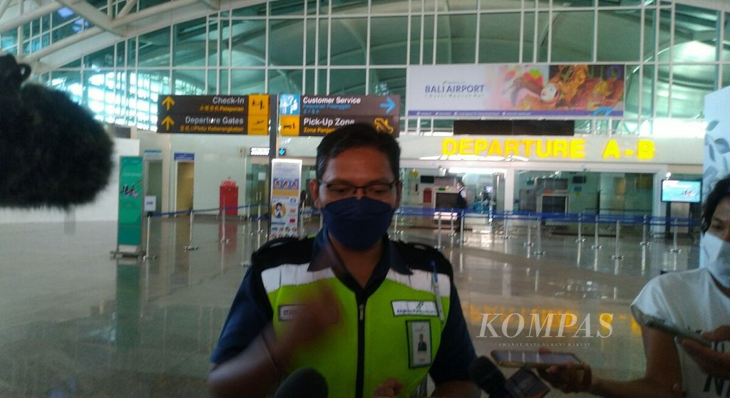 https://assetd.kompas.id/EYyvOWLR9-necPSwp5NLWBoYOWo=/1024x559/filters:watermark(https://cdn-content.kompas.id/umum/kompas_main_logo.png,-16p,-13p,0)/https%3A%2F%2Fkompas.id%2Fwp-content%2Fuploads%2F2021%2F08%2F20210818cokd-australia-fasilitasi-kepulangan-warga-asing_1629288869.jpg